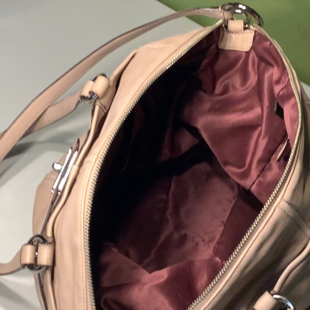 Coach Chelsea Jayden light tan leather shoulder bag - Picture 10 of 12